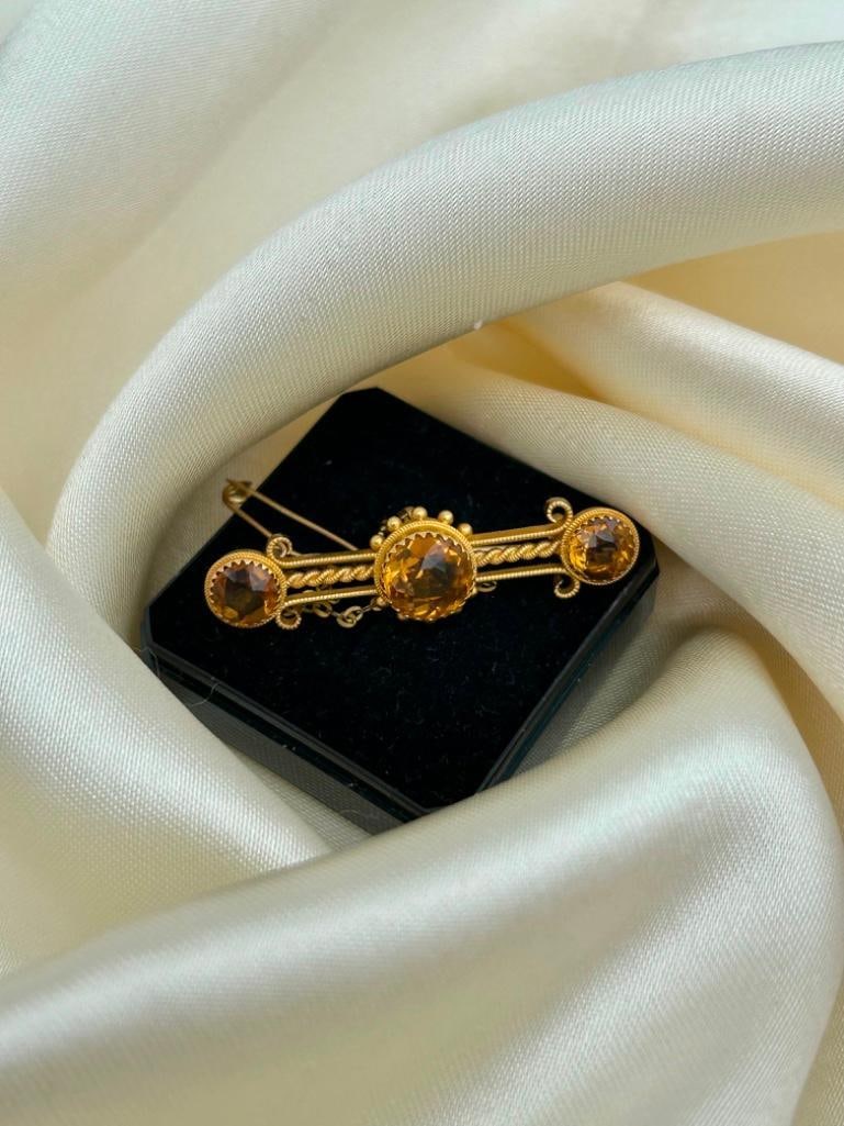 Antique 15ct Yellow Gold Citrine Bar Brooch (1 of 6)