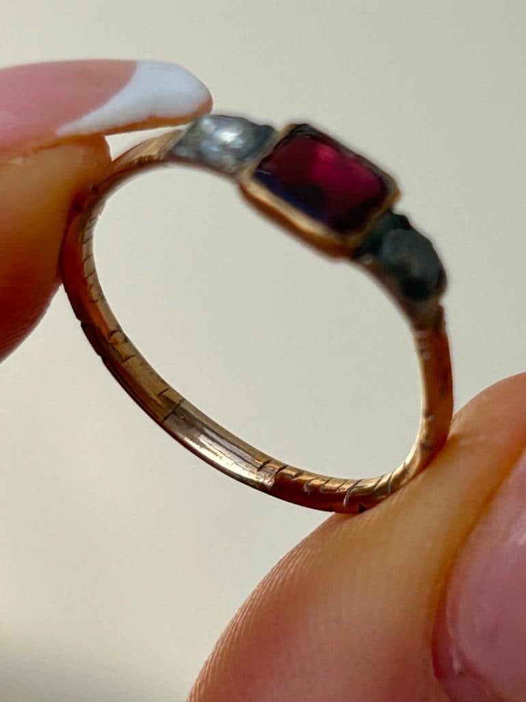 Antique Georgian Era Flat Cut Garnet and Diamond Gold Ring - 7