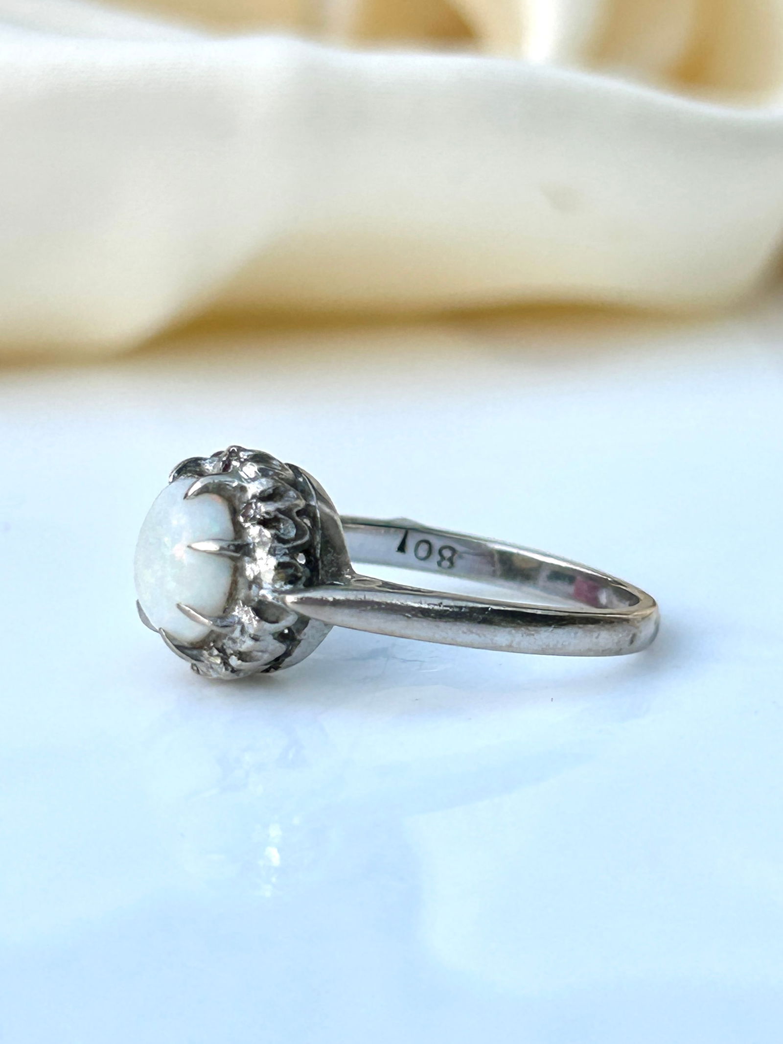 18ct White Gold Opal And Diamond Cluster Ring - 2