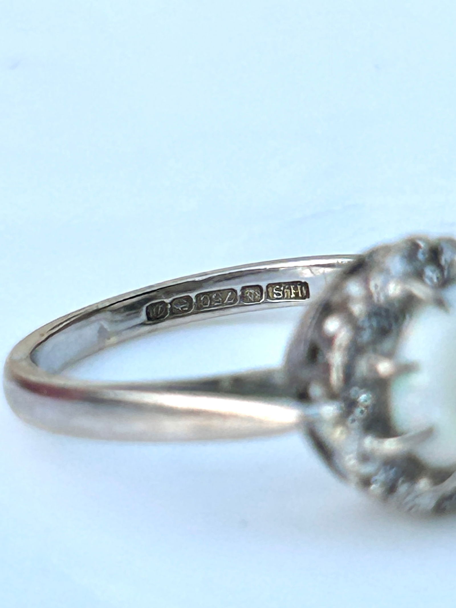 18ct White Gold Opal And Diamond Cluster Ring - 4