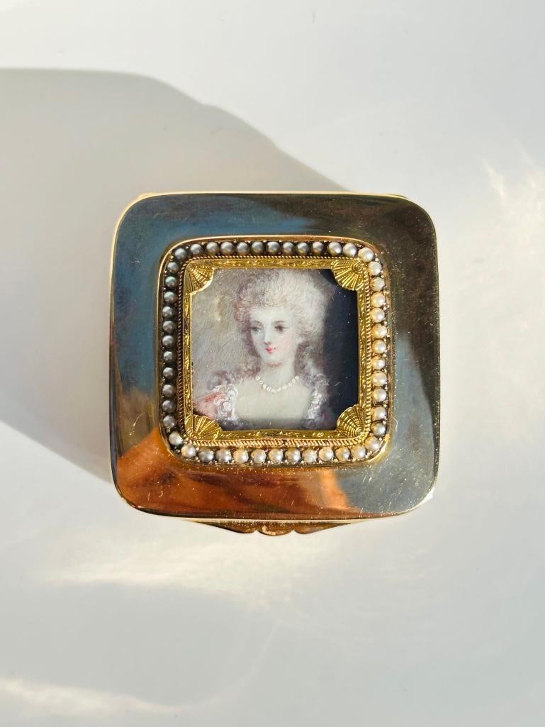 Rare Outstanding Heavy 15ct Yellow Gold Pearl Portrait Compact Box in Antique Box - 6