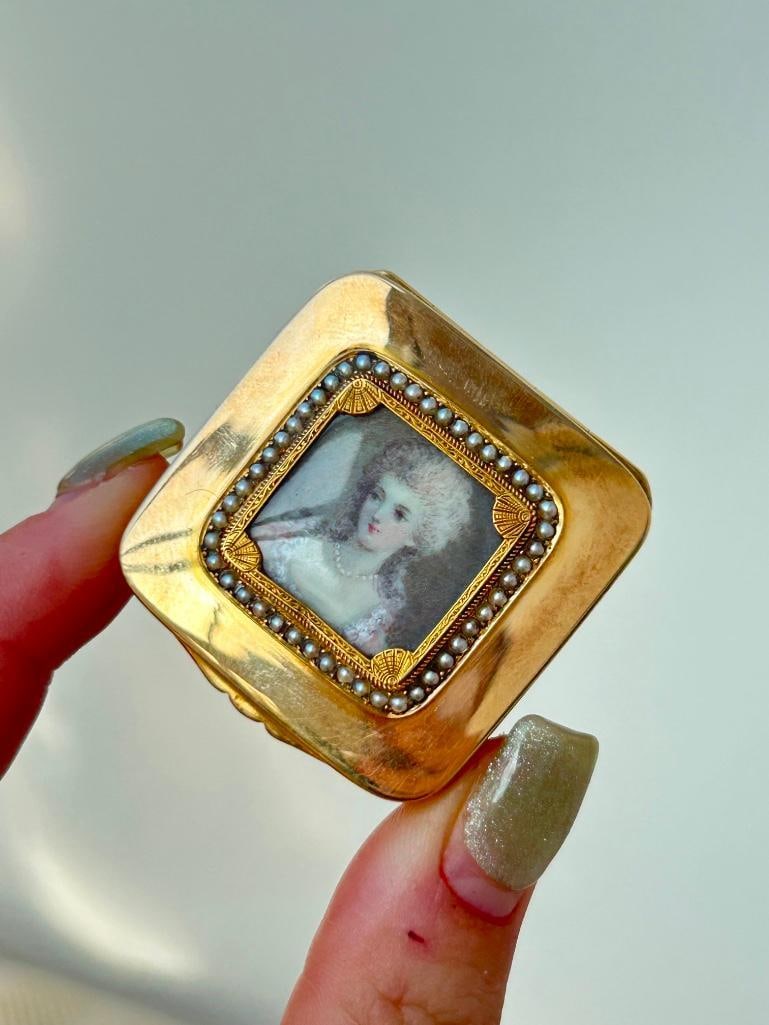 Rare Outstanding Heavy 15ct Yellow Gold Pearl Portrait Compact Box in Antique Box - 7