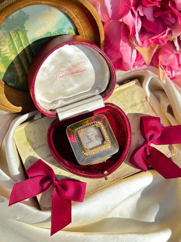 Rare Outstanding Heavy 15ct Yellow Gold Pearl Portrait Compact Box in Antique Box - 9