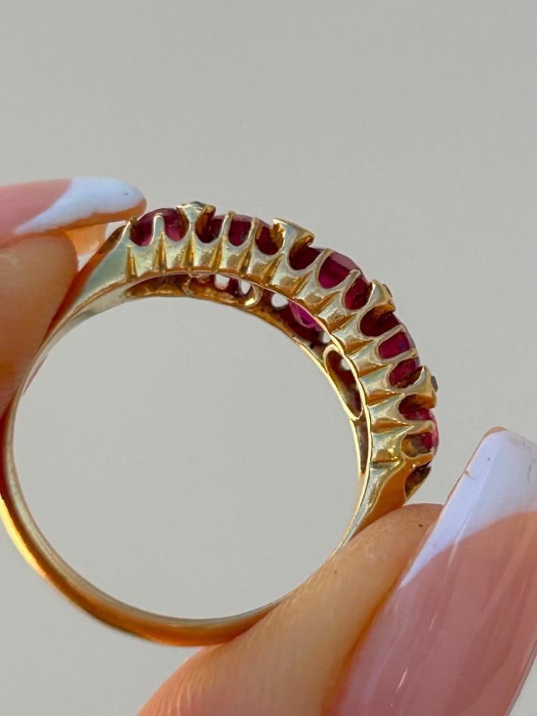 Antique 18ct Yellow Gold Chunky Pink Tourmaline and Diamond 5 Stone Ring - 7