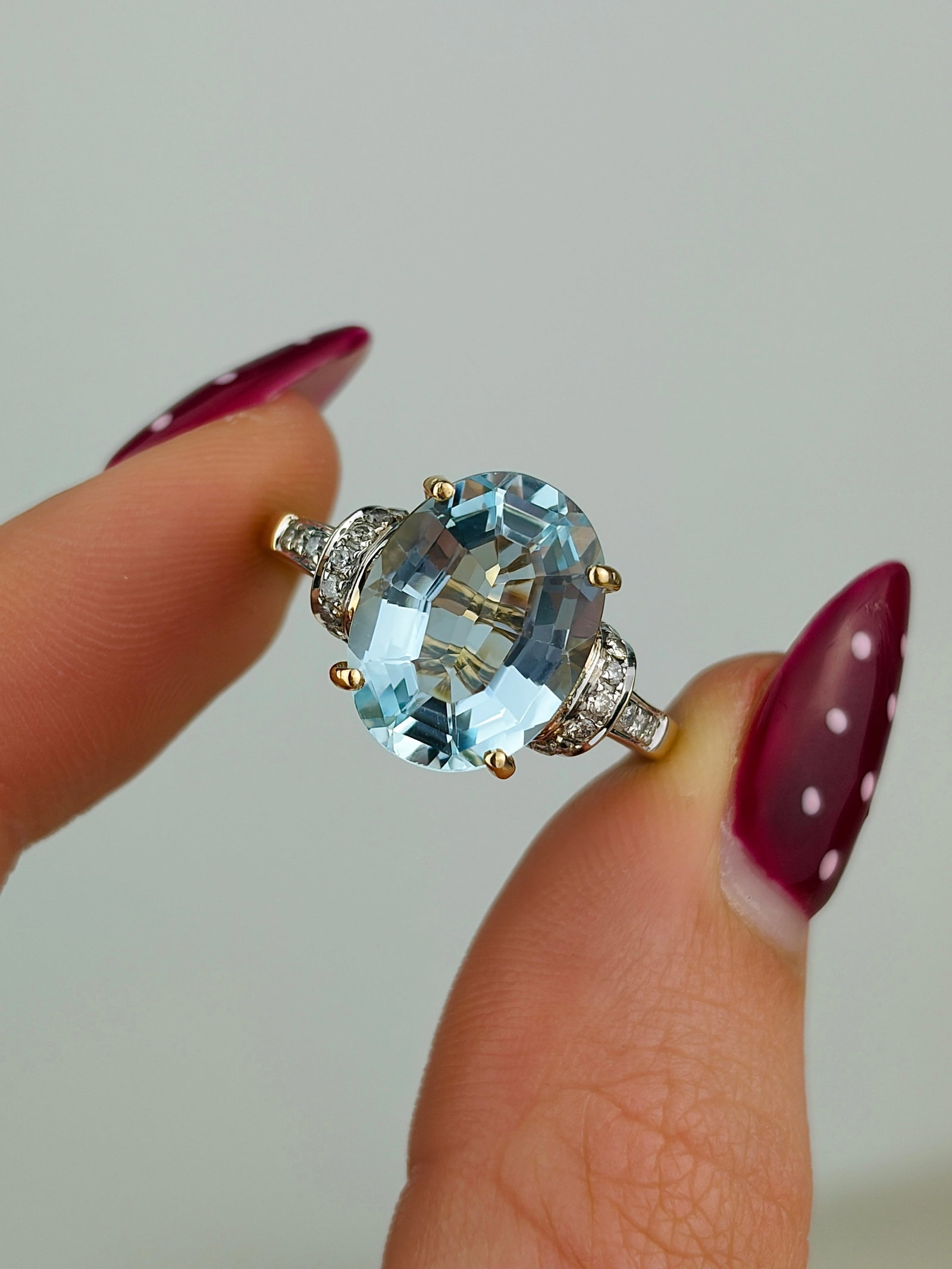 OUTSTANDING 18CT YELLOW GOLD AQUAMARINE AND DIAMOND RING - 5