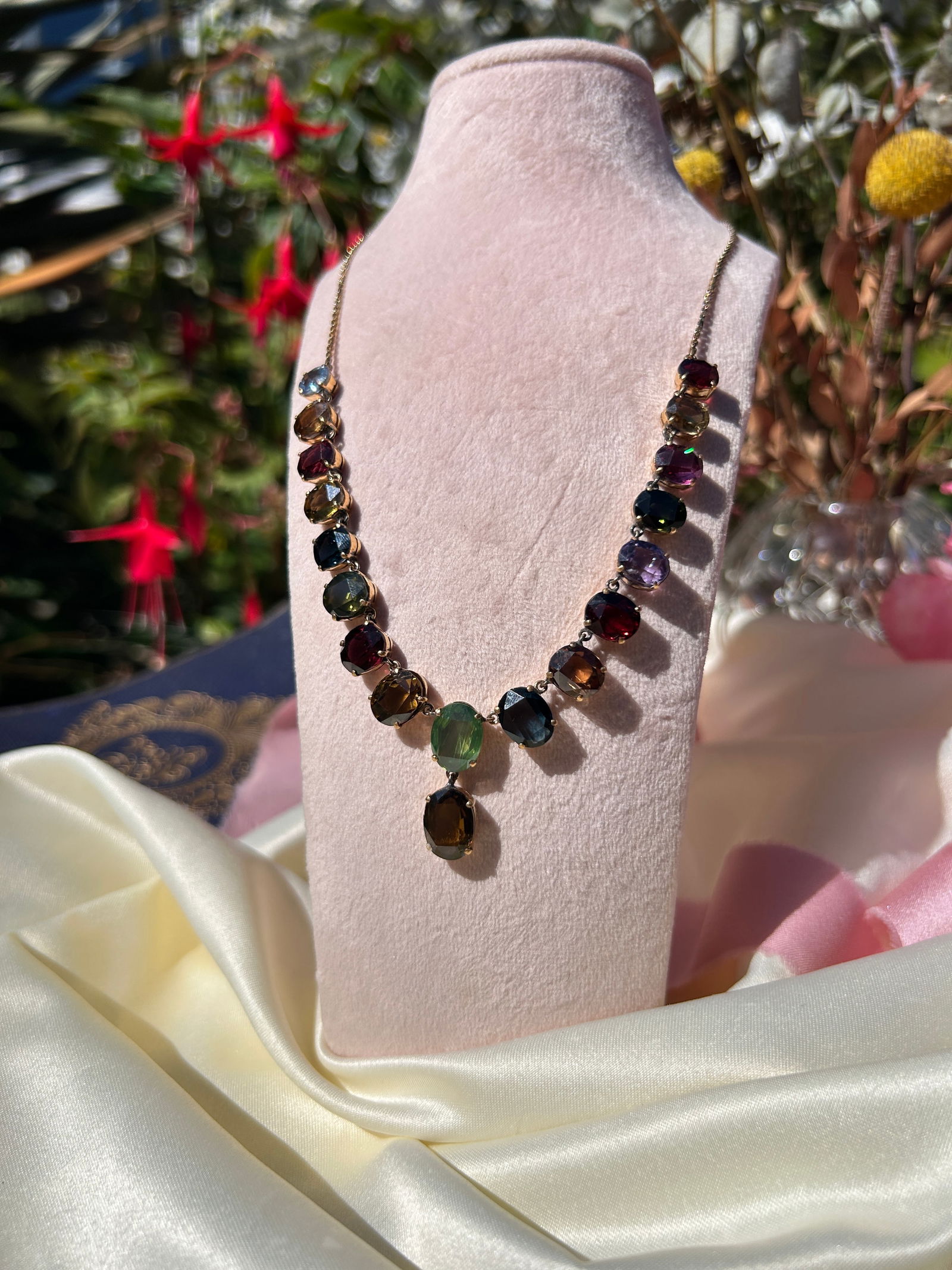 Antique C.1910 18ct Yellow Gold Multigem Necklace with Tourmaline, Iolite, Sapphire, Spinel, Quartz - 5