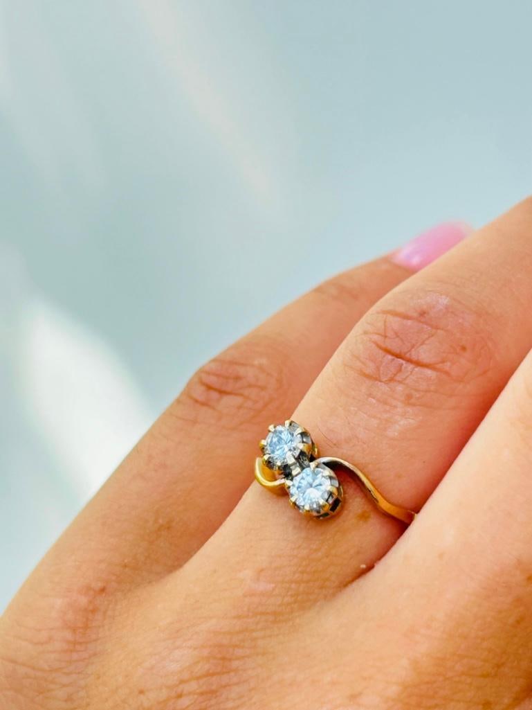 Sweet 18ct Yellow Gold Diamond Crossover Moi et Toi Ring - 2