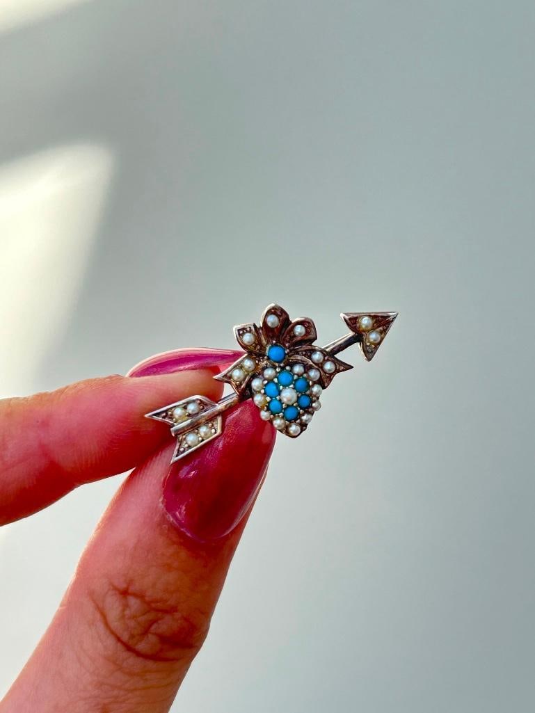 Antique Pearl and Turquoise Crowned Heart Jabot Pin Brooch in Gold - 4