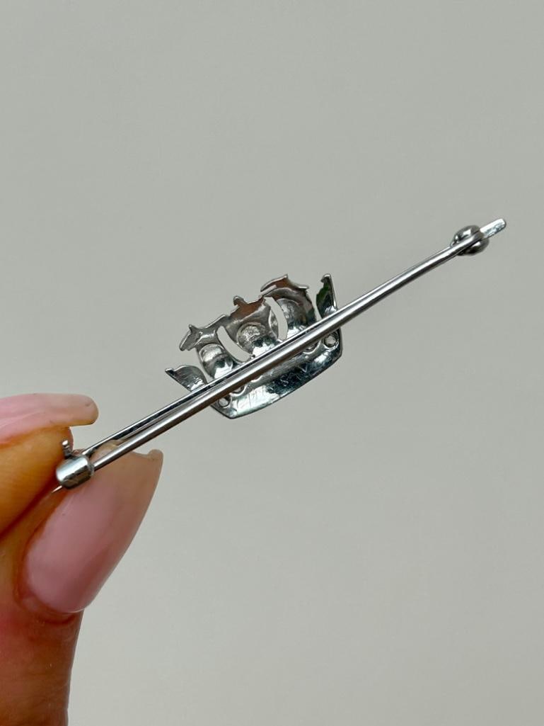 18ct White Gold Rose Cut Diamond Crown Royal Bar Brooch - 6