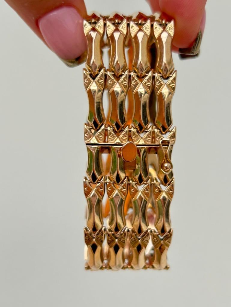 Chunky Wide Solid 18ct Yellow Gold Bracelet - 8