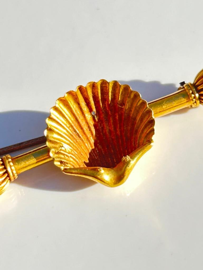 Wonderful 18ct Yellow Gold Shell Brooch Pin AF - 2
