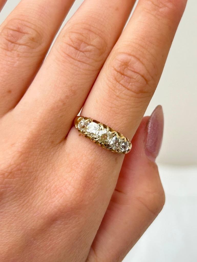 *Antique 18ct Yellow Gold Diamond 5 Stone Ring - 2