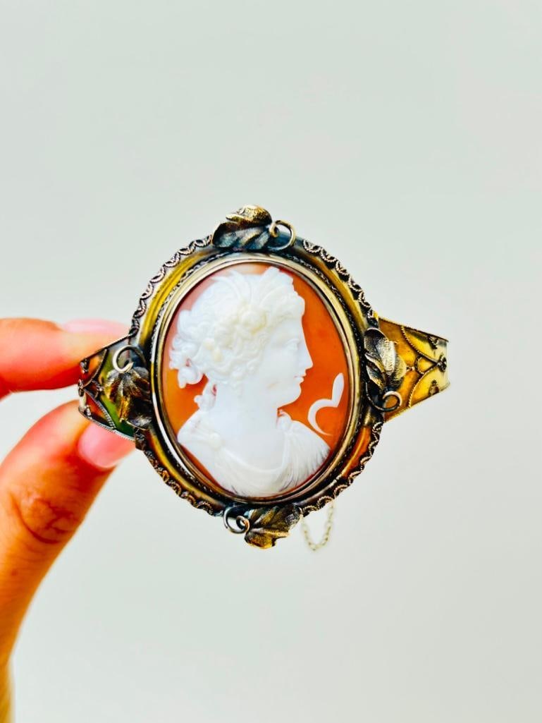 Large Antique 15ct Gold Spinning Cameo Bangle Bracelet - 6