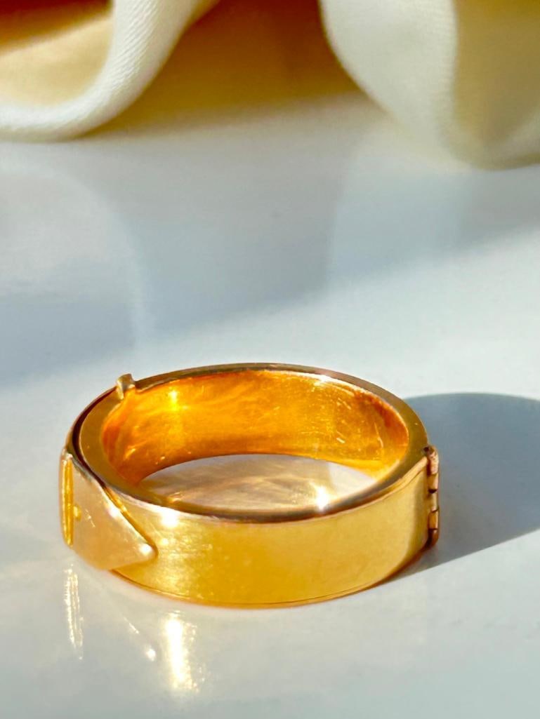Heavy Antique 10ct Yellow Gold Opening Secret Compartment Buckle Band Ring - 4