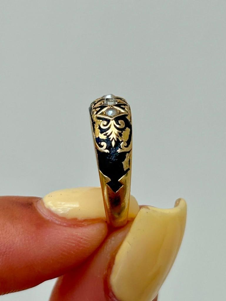Antique Enamel Pearl and Diamond Gold Precious - 4