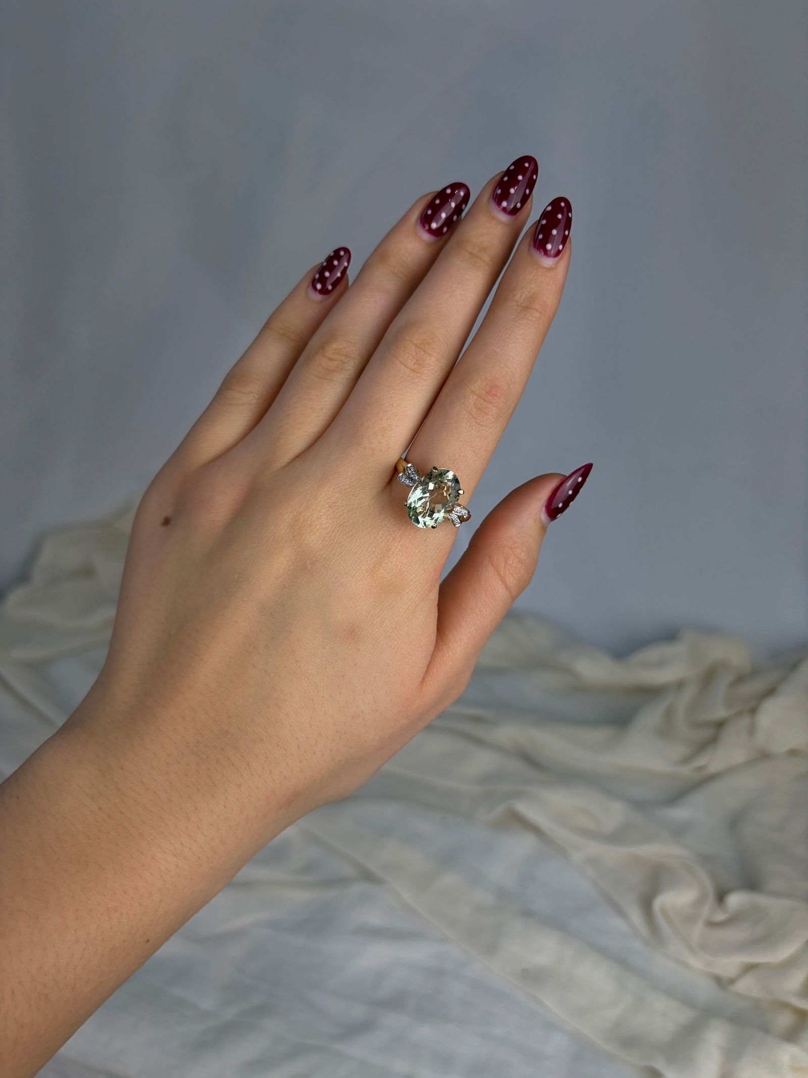 VINTAGE 14CT YELLOW GOLD AQUAMARINE AND DIAMOND COCKTAIL RING - 8