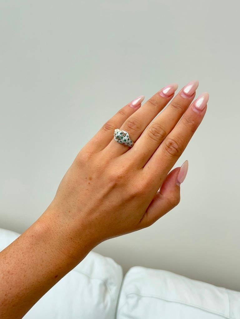 Chunky 18ct yellow gold diamond and emerald panther ring with ruby eyes - 3