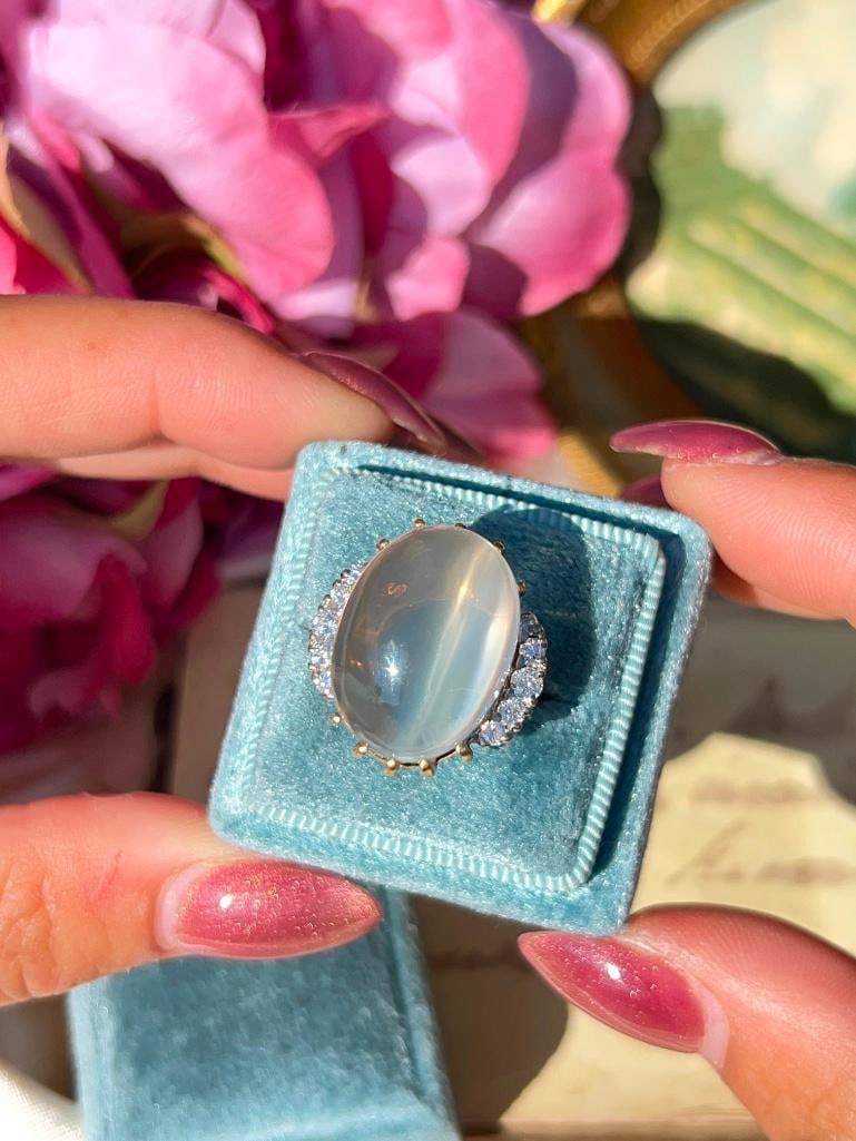 Large 18ct yellow gold moonstone and diamond cocktail ring - 5