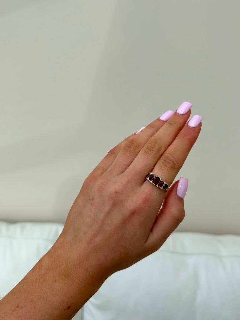 Chunky 18ct Yellow Gold Ruby and Diamond 5 Stone Ring - 4