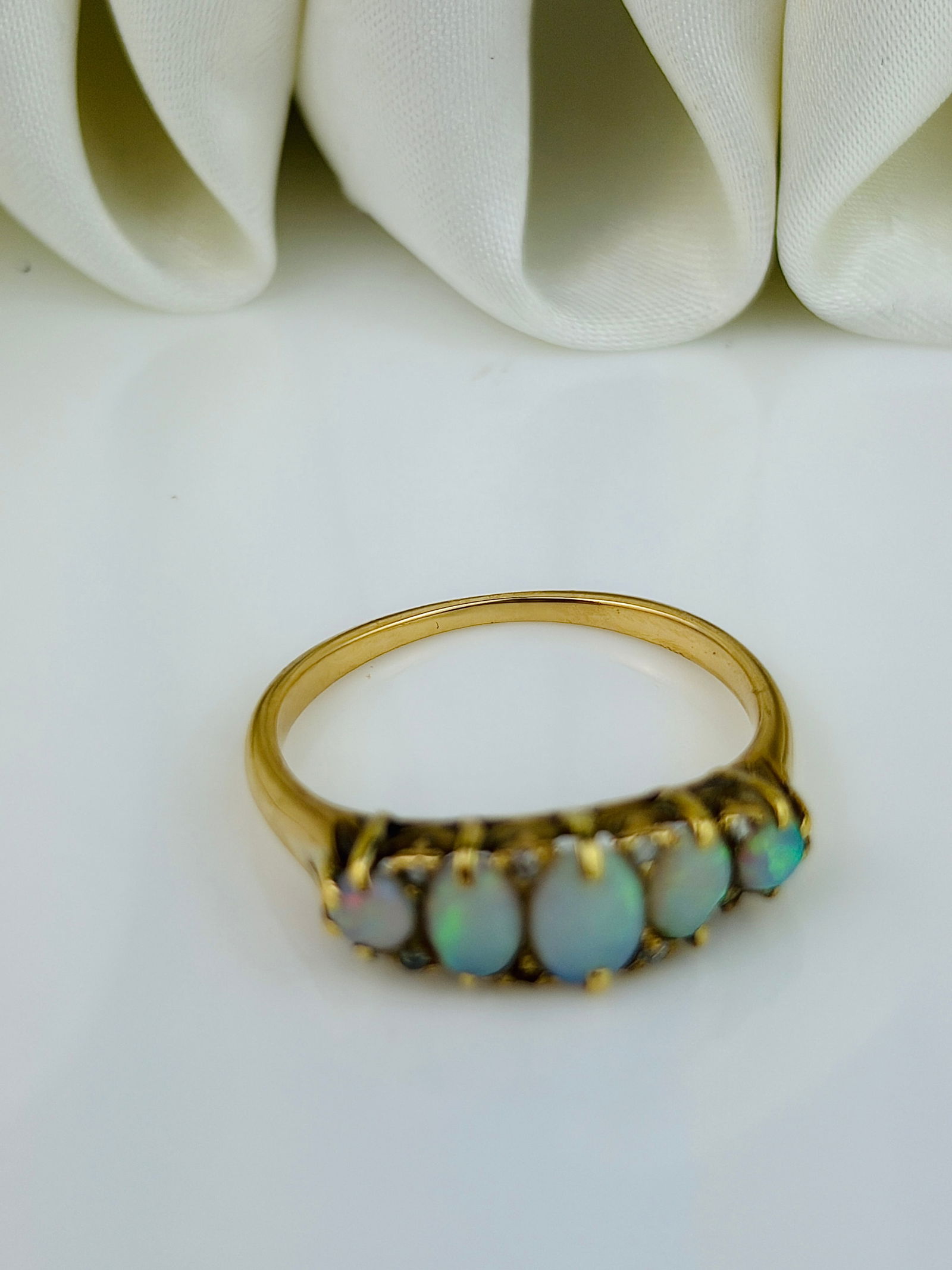 Antique 18ct Yellow Gold Opal 5 Stone Ring with Diamond Points - 4