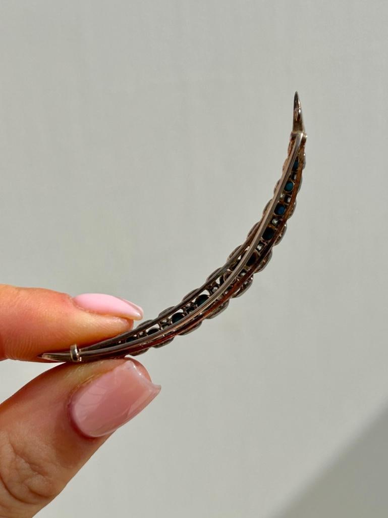 Antique Large Diamond & Turquoise Gold Crescent Moon Brooch - 2