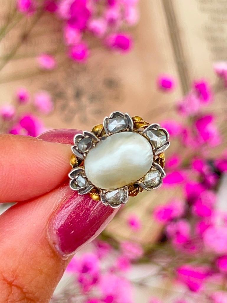 Amazing Pearl and Rose Cut Diamond Gold Brooch - 2