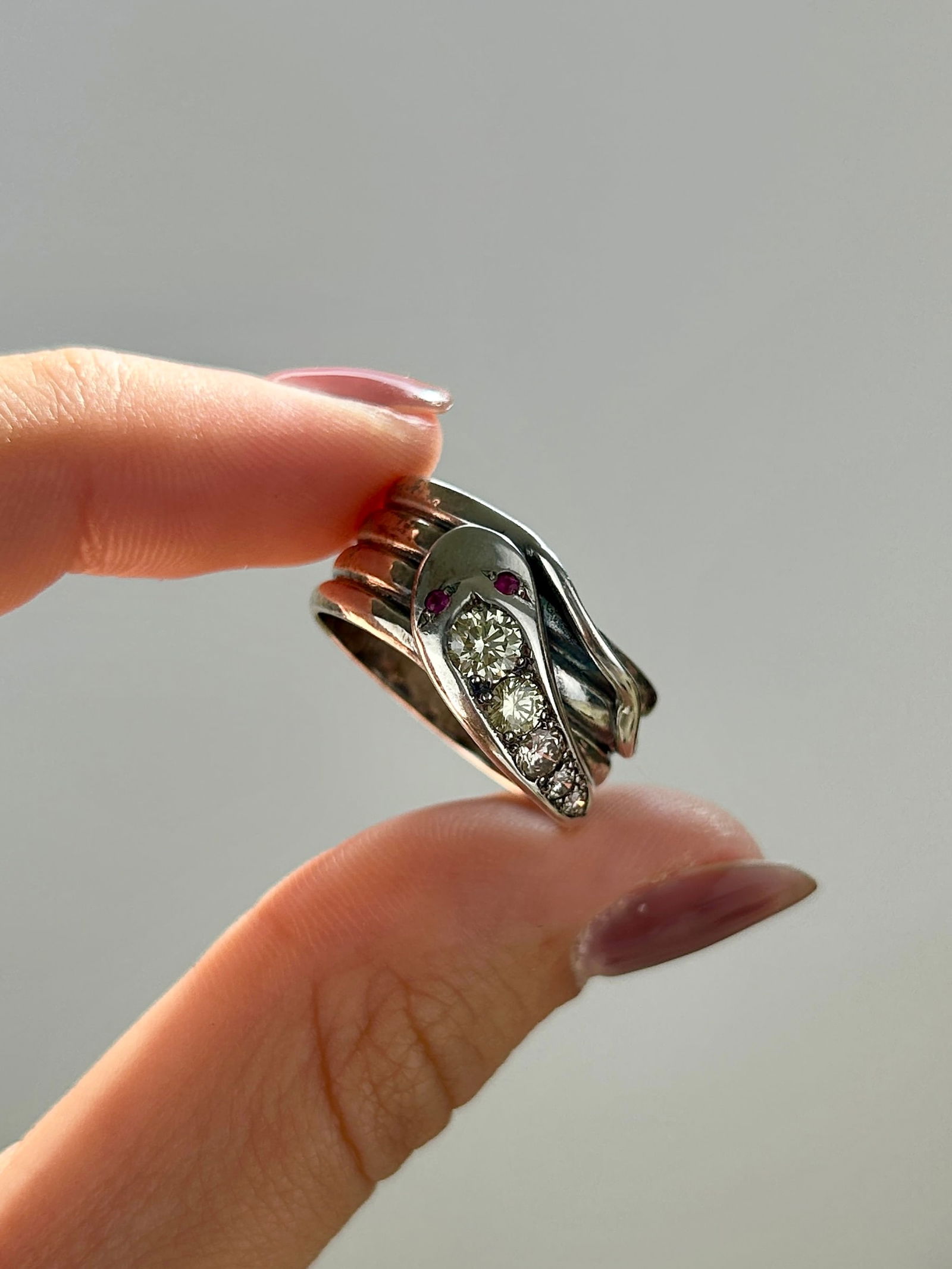 White gold Quadruple Wrapped Snake Ring with Diamonds and Ruby Eyes - 7