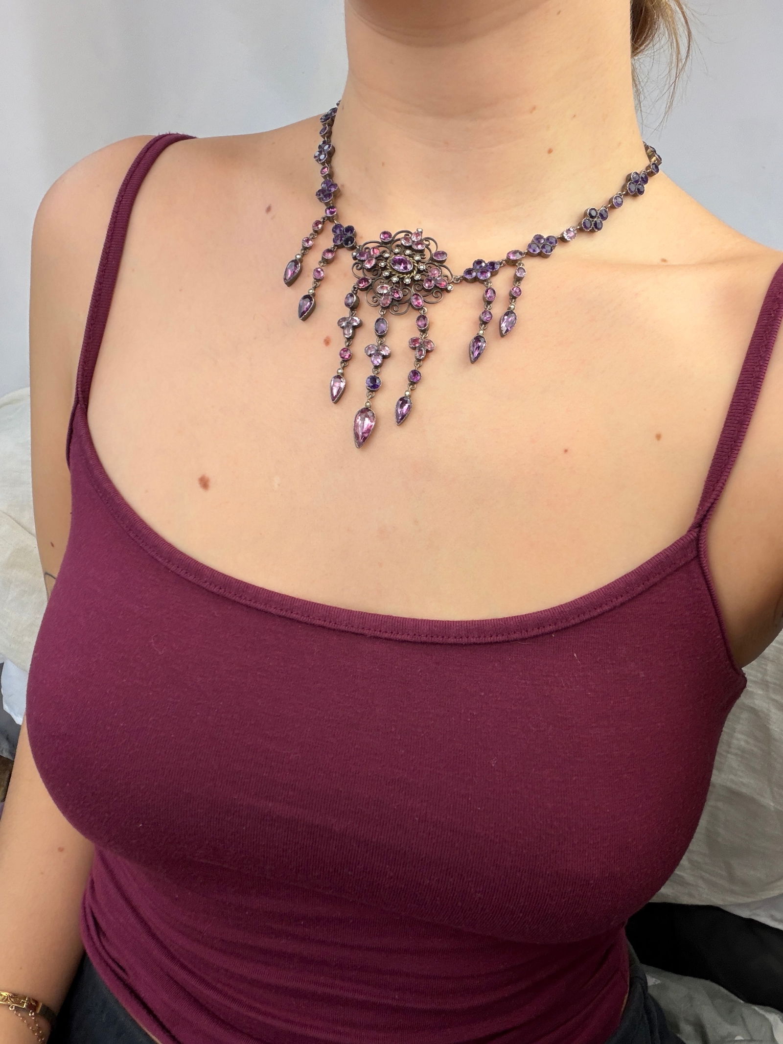 INCREDIBLE ANTIQUE PINK AND PURPLE PASTE NECKLACE IN SILVER - 7