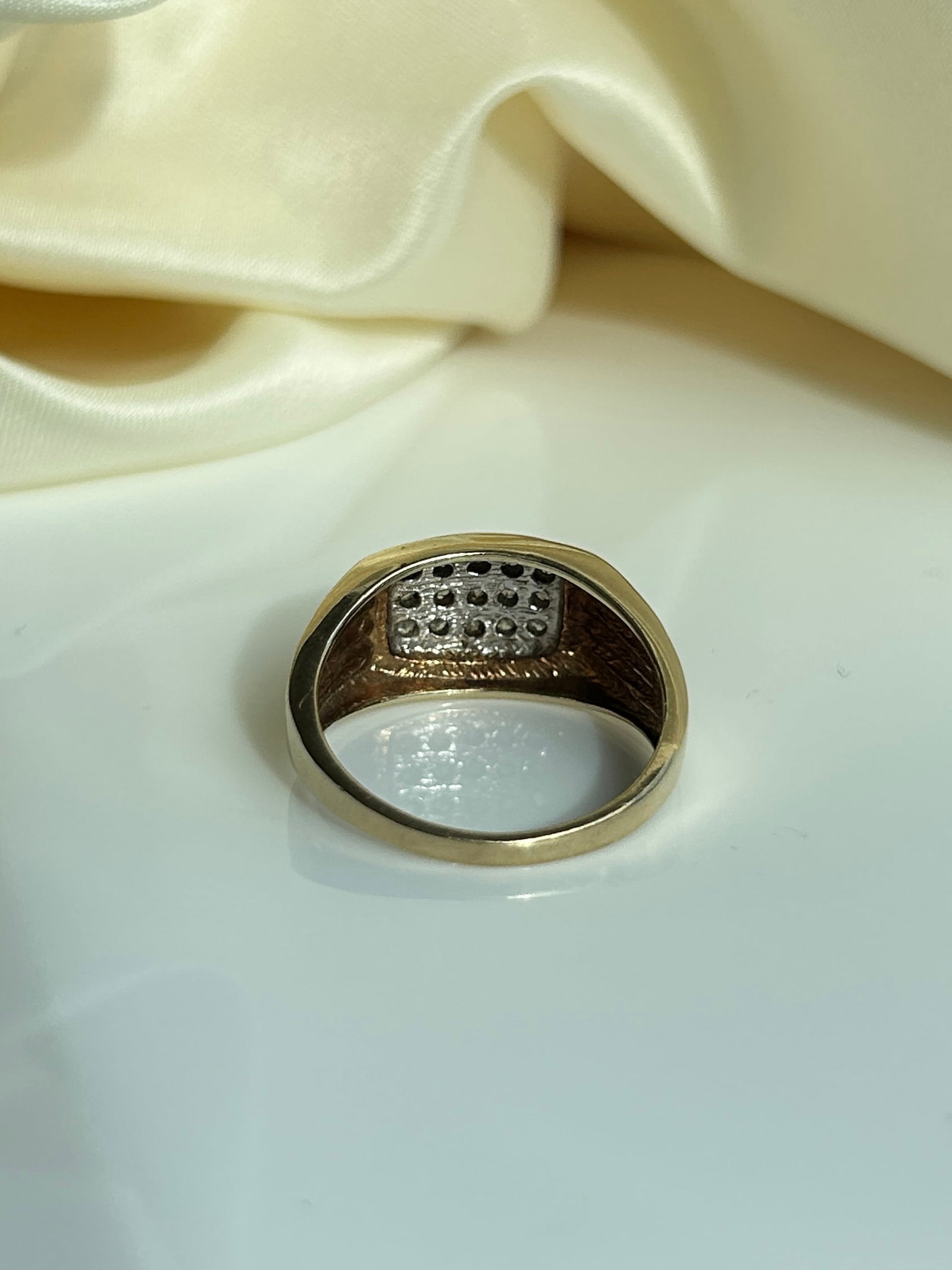 Diamond Square Signet Ring in 9ct Yellow Gold - 3