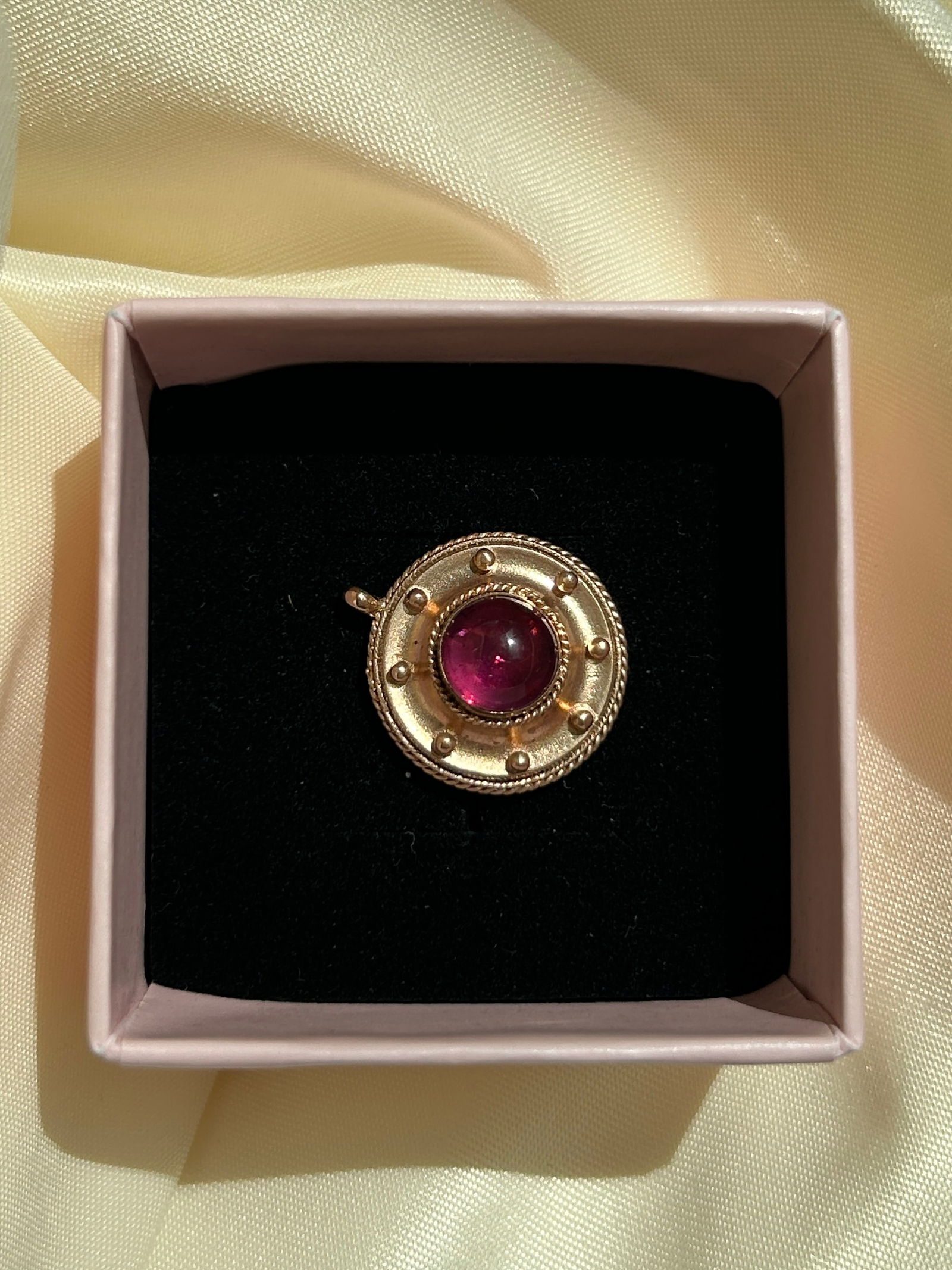 Antique Charm/Pendant - 6