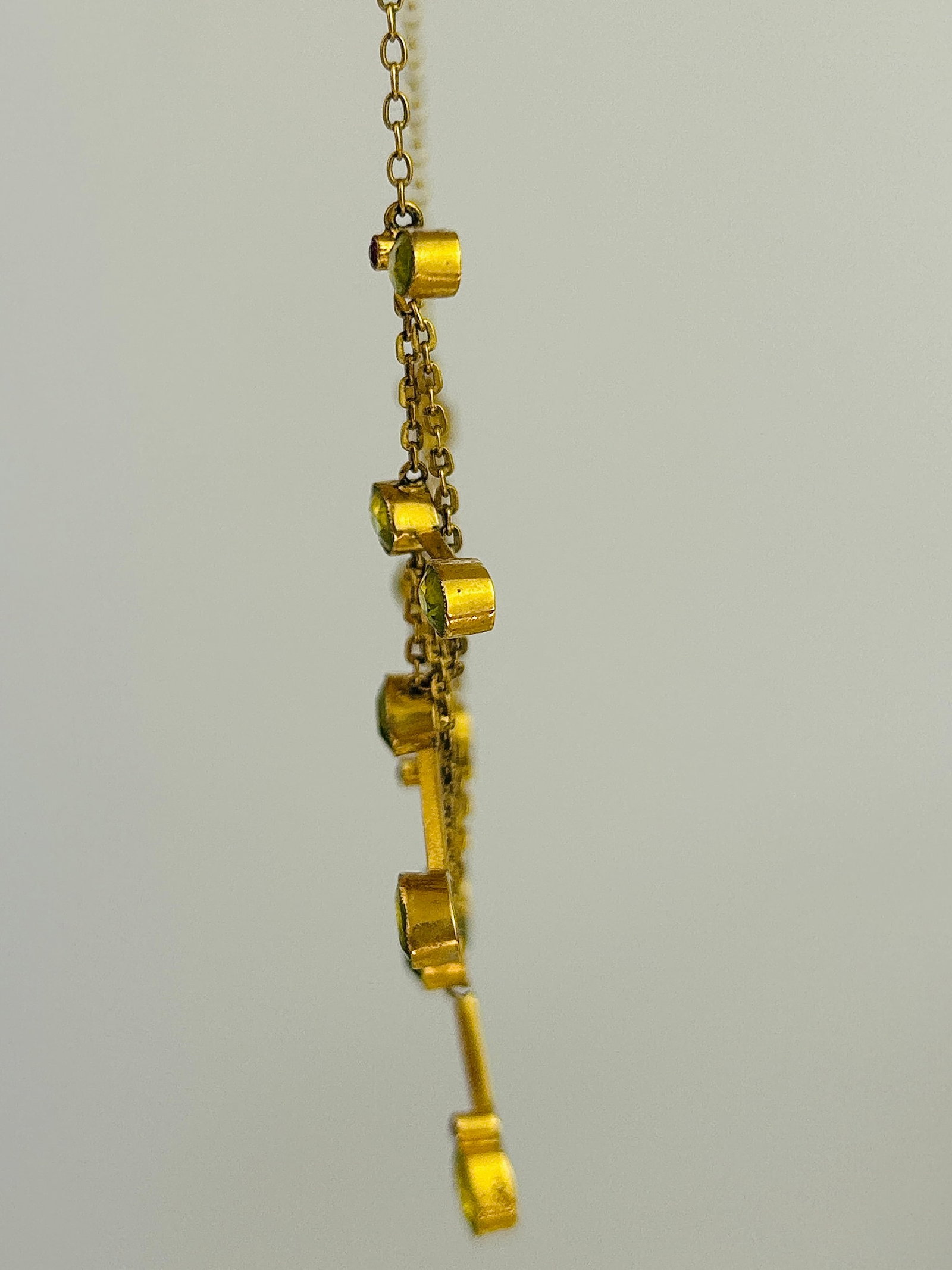 Wonderful Antique Peridot and Ruby 9ct Gold Drop Necklace with Safety Chain - 3