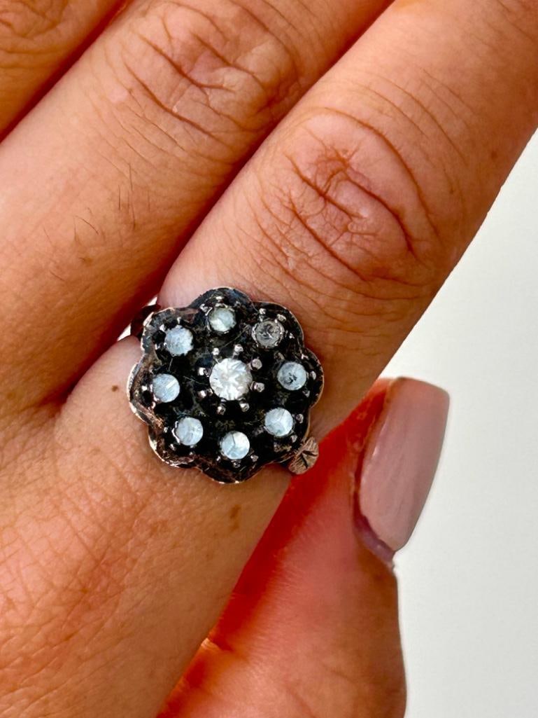 Diamond Cluster Ring in Gold - 2