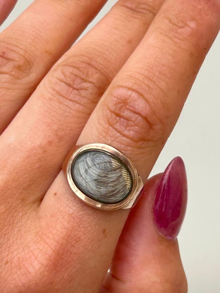 Georgian Era with Inscription Gold Locket Front Ring - 4