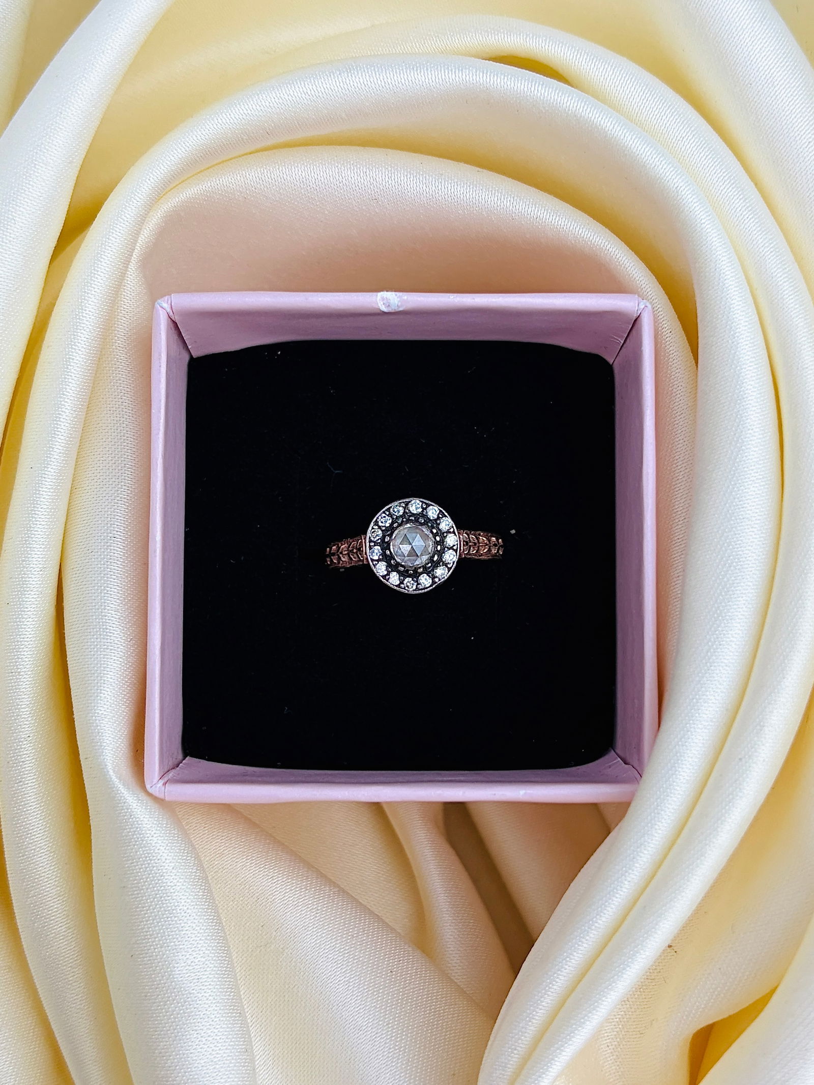 Antique Rose Cut Diamond Target Ring in 9ct Gold - 7