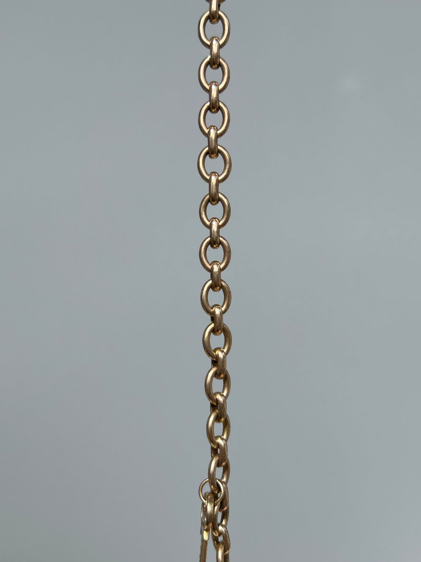 Heavy 9ct Yellow Gold Bracelet - 8