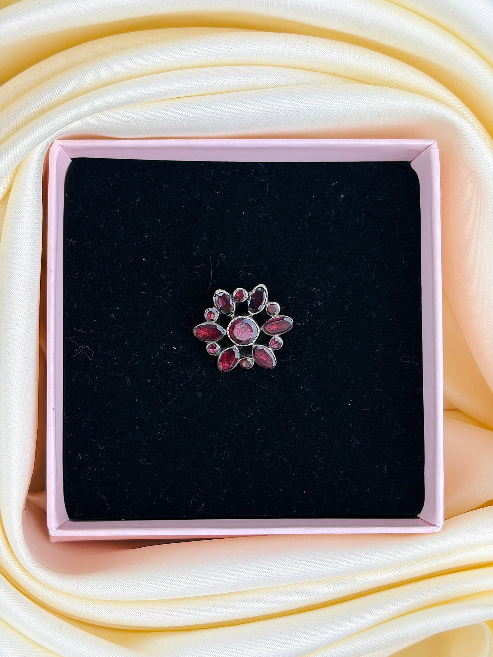 ANTIQUE SILVER AND FLAT CUT GARNET COMPONENT - 4