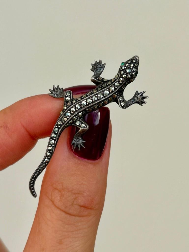 Marcasite Lizard Brooch with Green Paste Eyes in Silver (1 of 4)