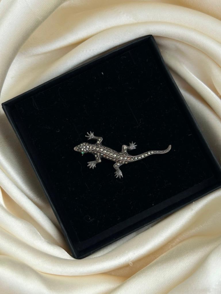 Marcasite Lizard Brooch with Green Paste Eyes in Silver - 3