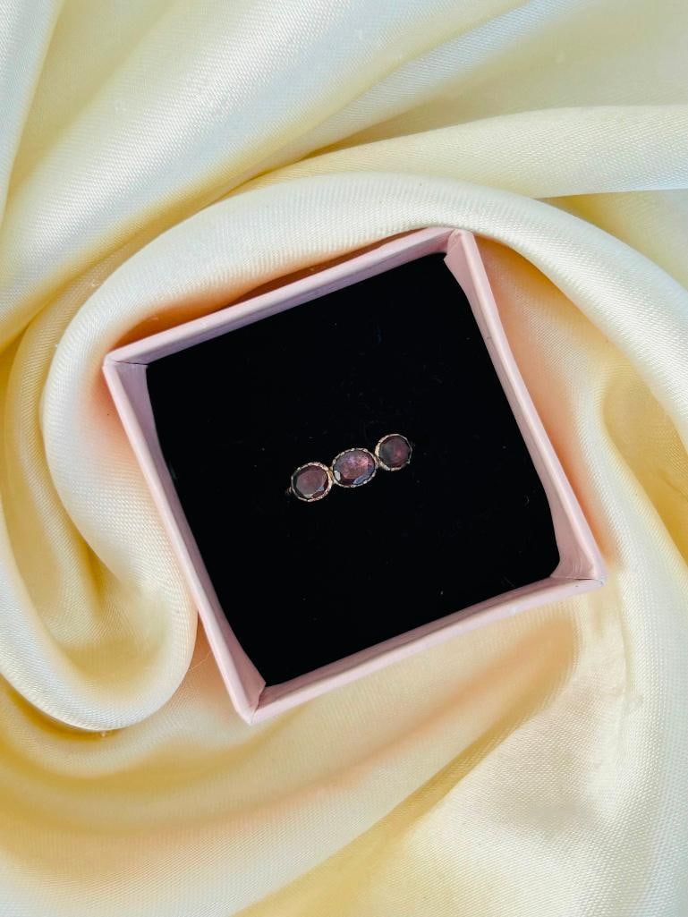 Georgian Era Gold Rope Twist Flat Cut Garnet 3 Stone Half Hoop Ring - 5