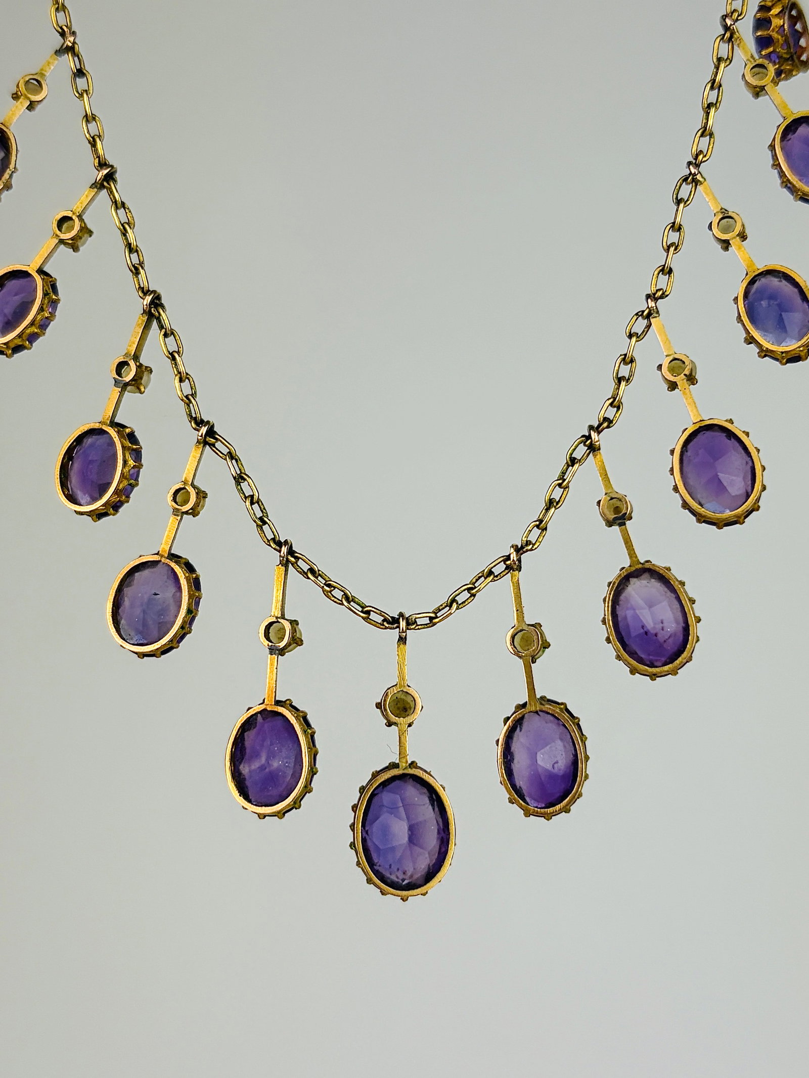 Antique Boxed Amethyst and Pearl Fringe Necklace in 9ct Gold - 4