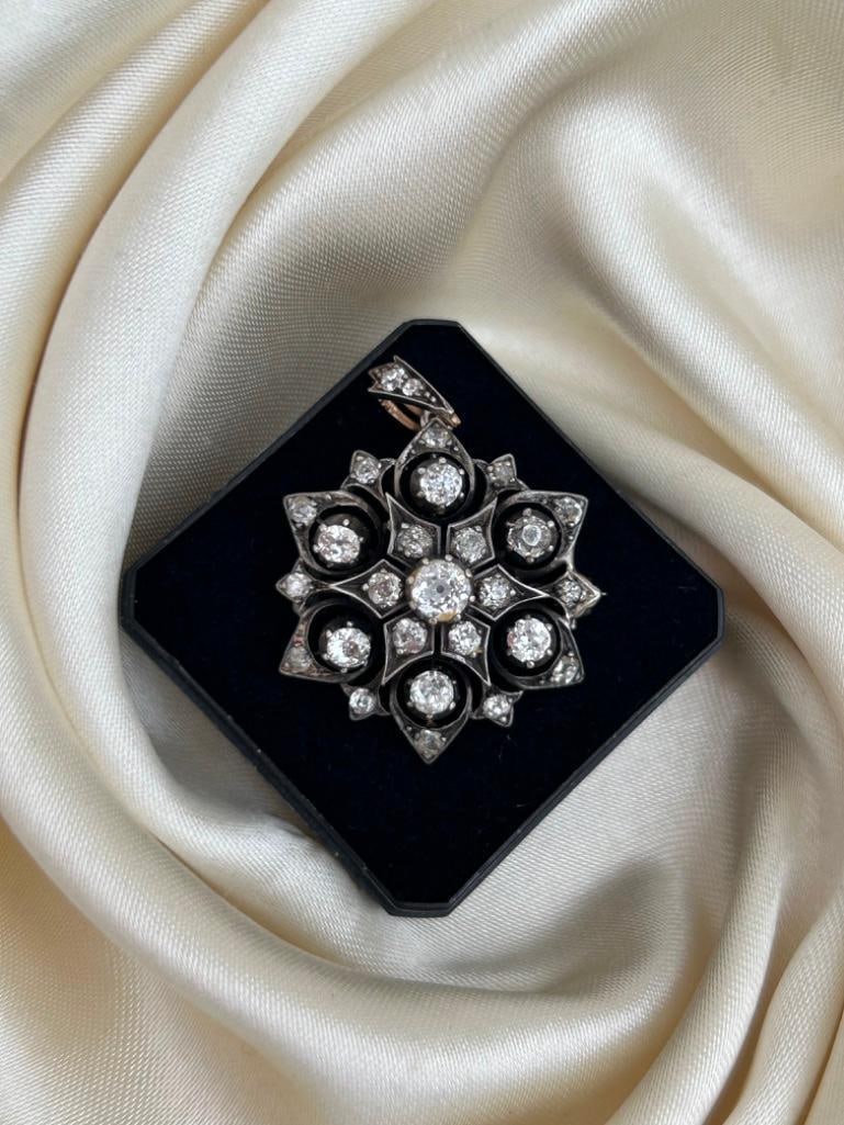 Wonderful Antique Diamond Flower / Starburst Pendant with Brooch Fittings - 6