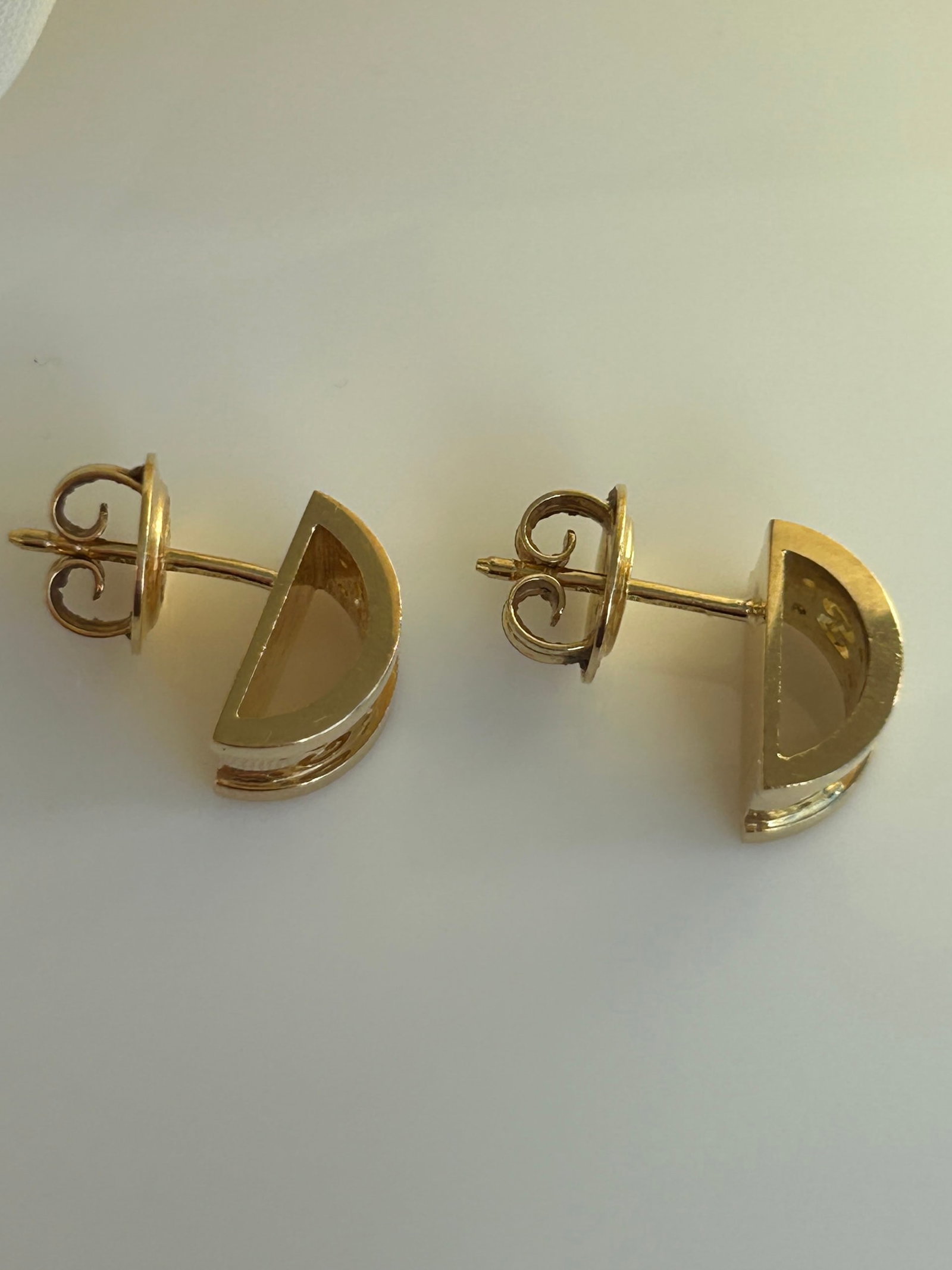 GUCCI Icon 18ct Yellow Gold Stud Earrings in Gucci Box - 5
