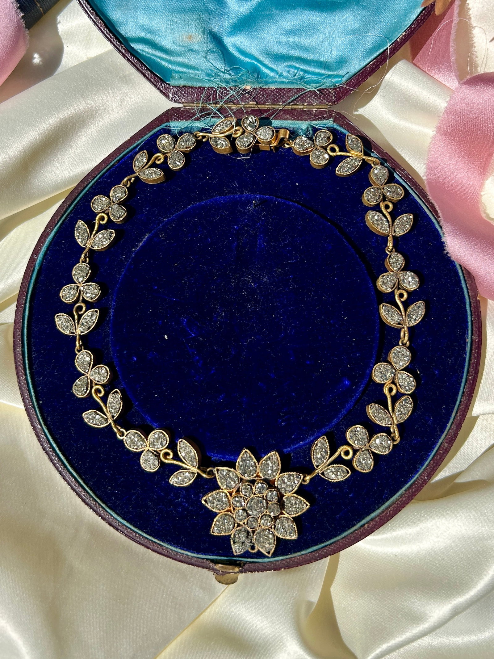 Georgian Boxed Irish Shamrock Iron Pyrite Gilt Necklace - 4