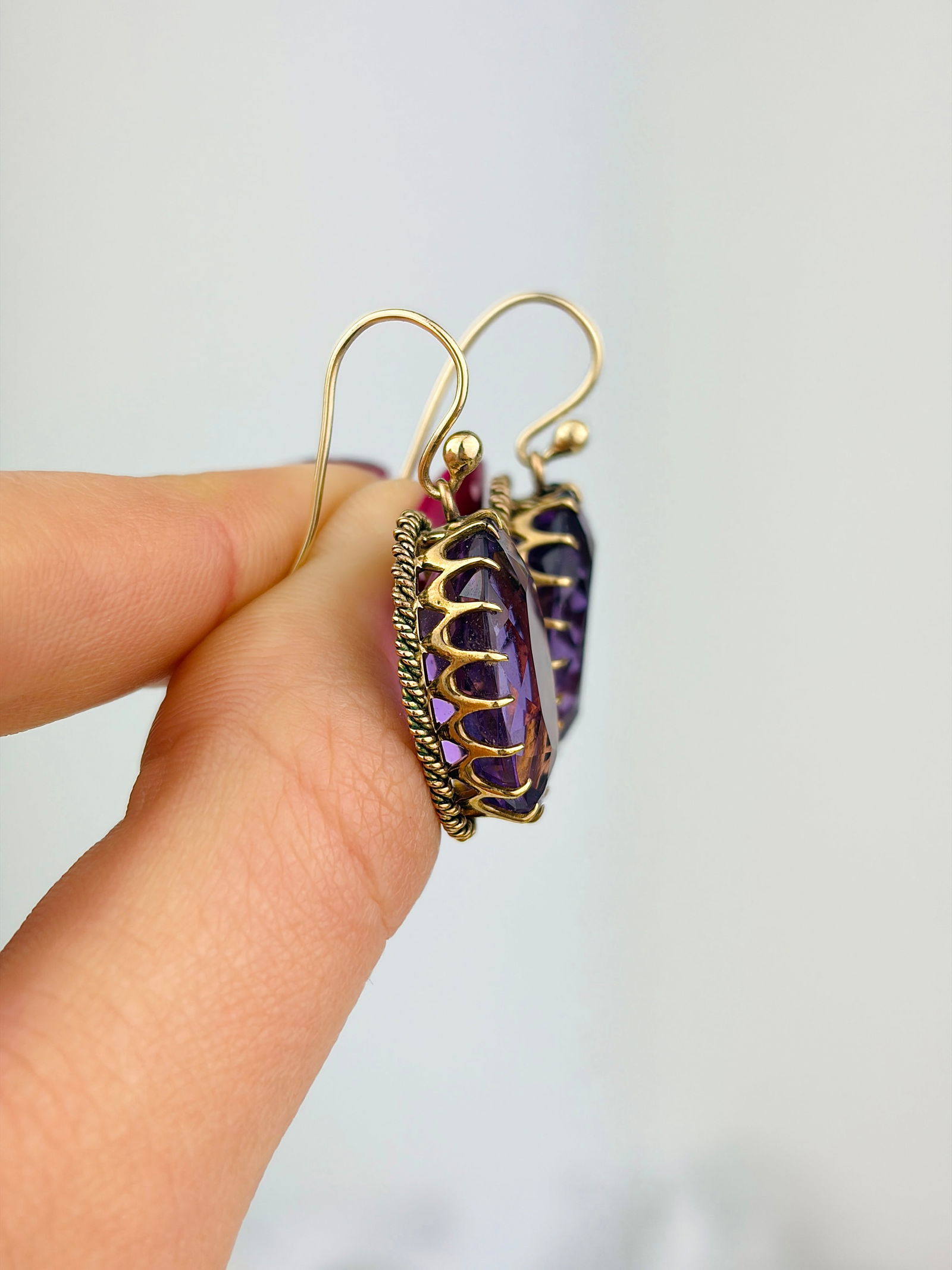 ANTIQUE 9CT YELLOW GOLD CHUNKY AMETHYST EARRINGS - 2