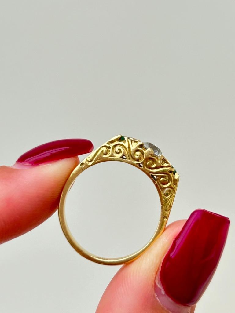 Chunky 18ct Yellow Gold Emerald and Diamond 3 Stone Ring - 6