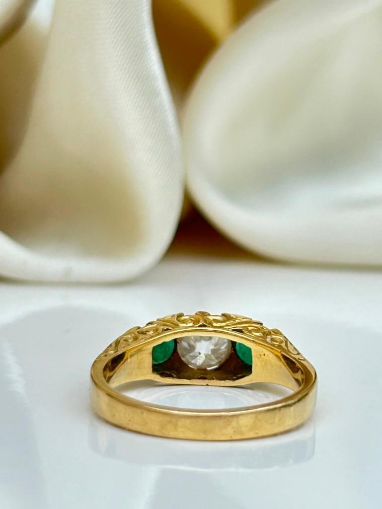 Chunky 18ct Yellow Gold Emerald and Diamond 3 Stone Ring - 8