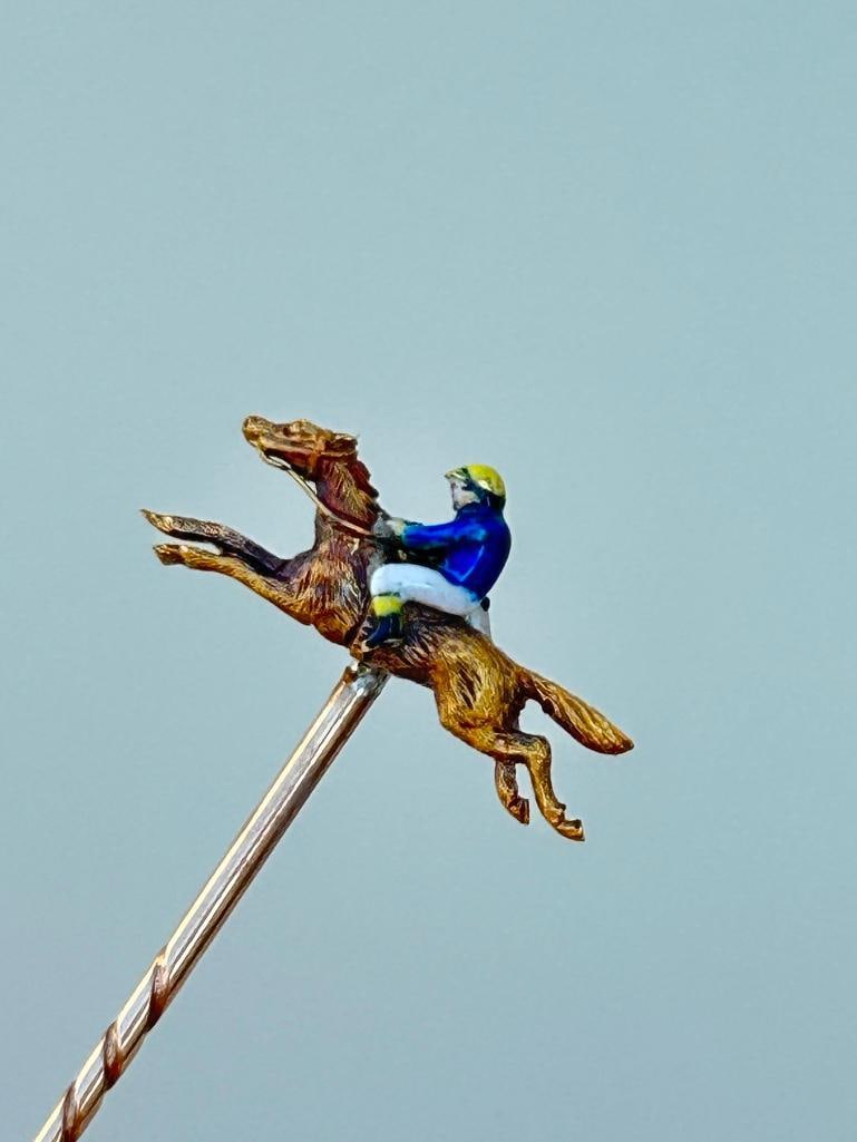 Antique 9ct Gold Enamel Horse / Jockey Stick Pin Brooch in Antique Box - 3