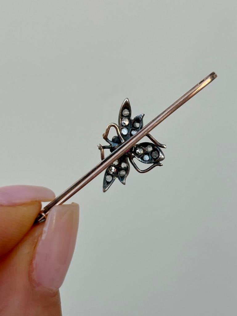 Antique Rose Cut Diamond Bug Brooch in Gold - 4