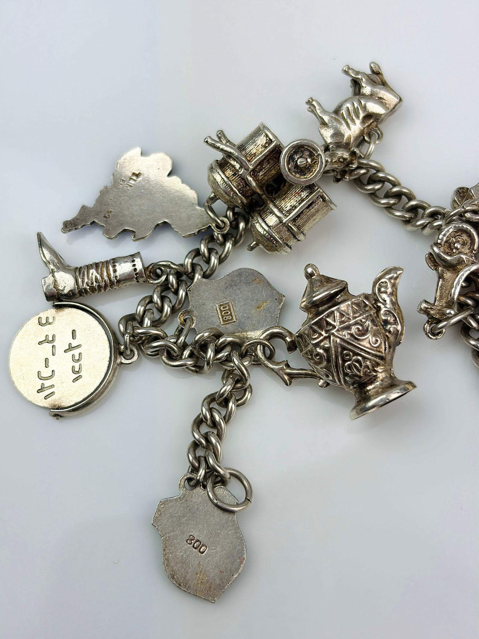 vintage heavy silver charm bracelet - 4