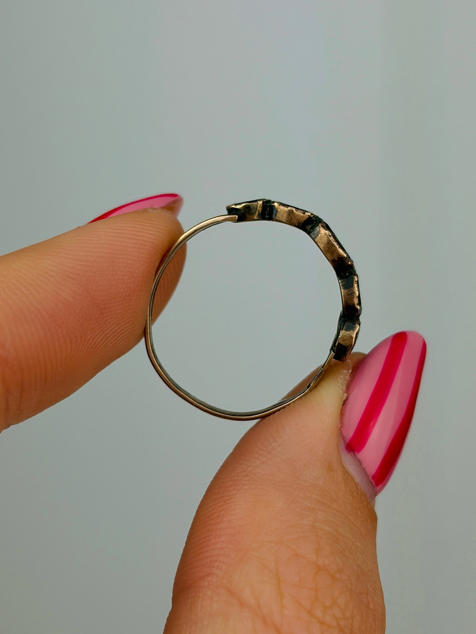 Antique flat cut garnet closed back gold ring half hoop band - 6